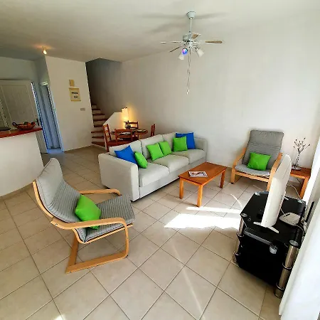 Feriehus 2 Bedroom Townhouse On Very Popular With Pool View