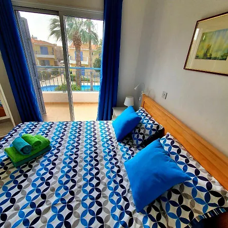 Casa vacanze 2 Bedroom Townhouse On Very Popular With Pool View Paphos